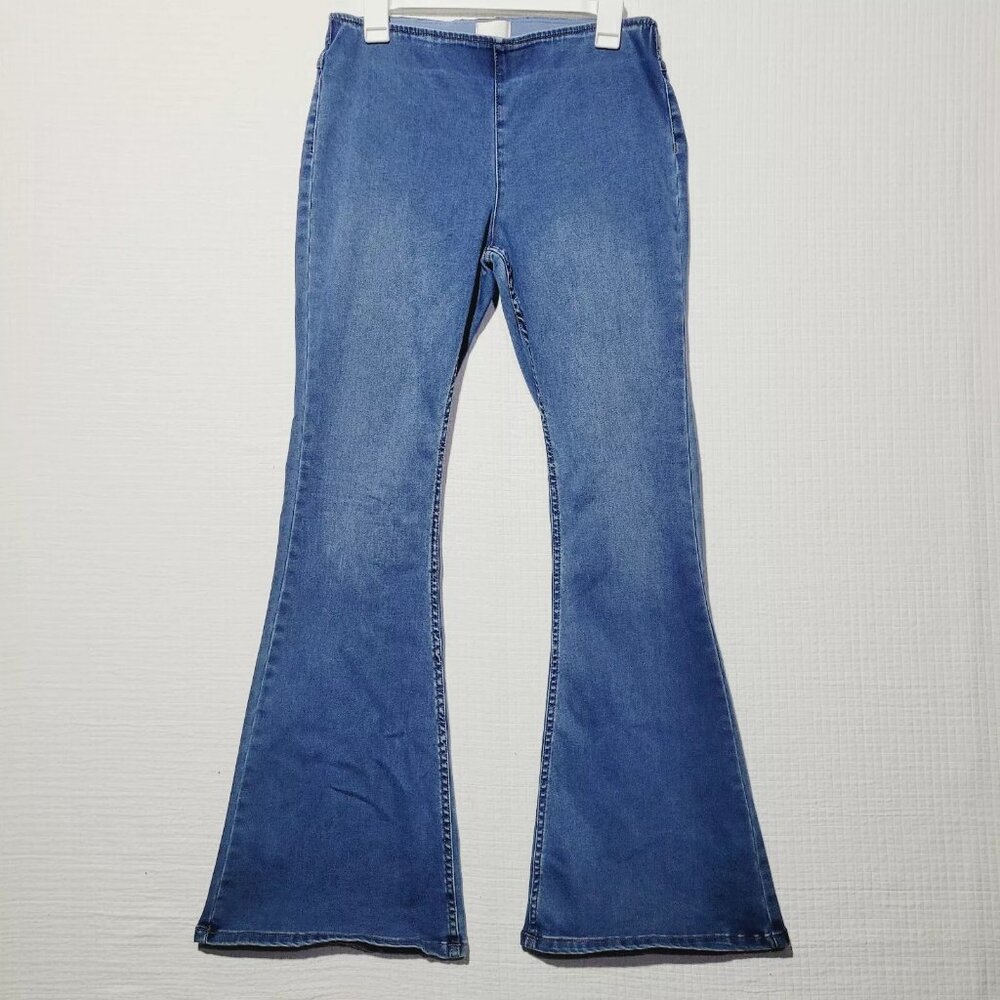 NORDSTROM INDUSTRY of REPUBLIC BELL BOTTOM Women's size M 30 Jeans stretch